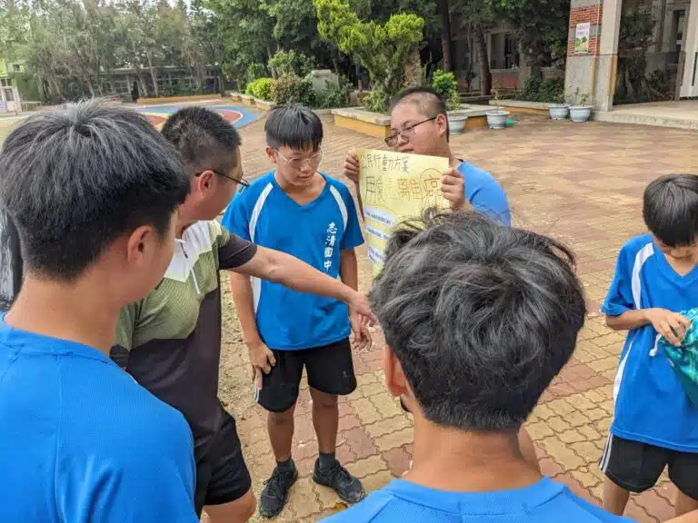 澎湖縣志清國中 實地走訪社區進行防癌宣導
